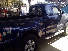 2006 TOYOTA TACOMA, NAVY BLUE, SR5, EXTD CAB, 4.0L, AT,  2WD, Z25080